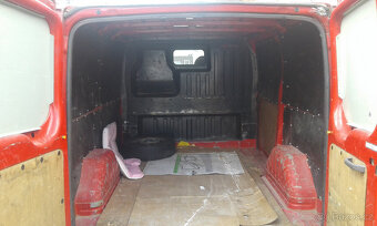 Ford Transit 2.0 nafta - použité díly z tohoto vozu - 9