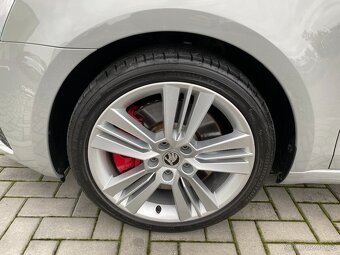 Škoda Octavia, 2.0 TSI 162kW-1xMAJ.-RS-XENON - 9