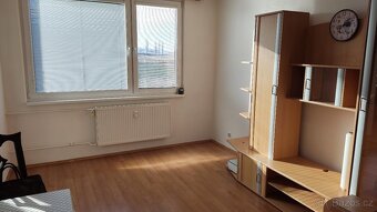 Byt 3+1, 70 m2 s balkonem - Sedlčany - 9