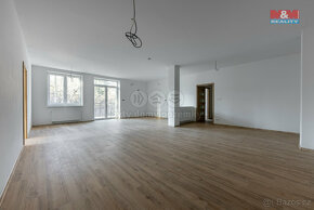 Prodej bytu 5+kk, 179 m², Cheb, ul. Břehnická - 9