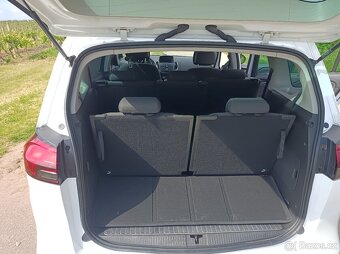 Zafira 7 míst - 9