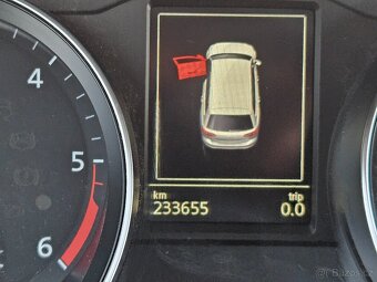 Sleva-VW Passat B8 2.0TDI 110 kw,tažné,kamera - 9