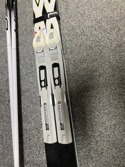 NOVÝ SET- BĚŽKY FISCHER 202 cm, HOLE LEKI , BOTY vel.40 - 9