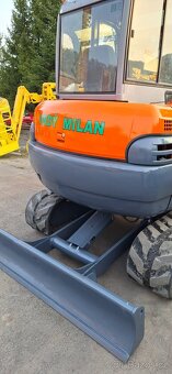 Bagr Hitachi Zaxis - 9