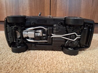 Range Rover 1:18 - 9