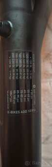 RockShox Lyrik Select + Charger 3. RC2, 29" - 9