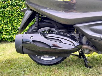 Piaggio X10 - 350i - 9