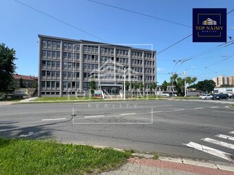 Pronájem kanceláře – 30 m2, ul. Novinářská, Ostrava - 9
