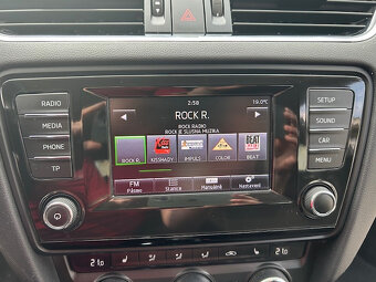 Škoda Octavia III 2,0Tdi 110kw Elegance 2014 - 9