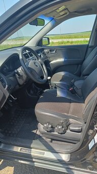Kia Sportage 2.0 CRDI - 9