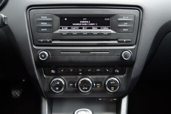Škoda Octavia III 1.6 TDI Ambition kombi TOP STAV - 9