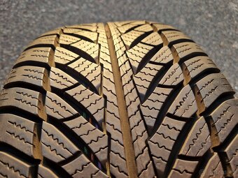245/45 r18 zimni pneumatiky runflat 245 45 18 245/45/18 - 9