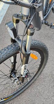 Elektrické horské kolo ALUMINIUM RÁM 250W 27,5 kola 28kg - 9