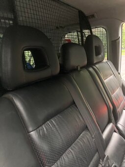 Mitsubishi Pajero wagon - 9