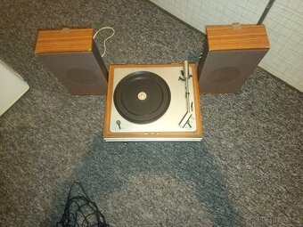 Prodám gramofon značky Tesla - 9