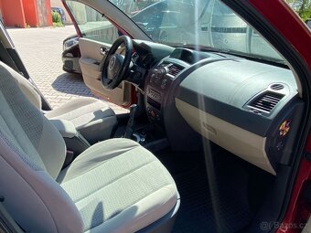 PRODÁM RENAULT MEGANE - 9