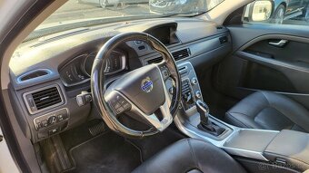 VOLVO XC70 2016 2.0D4 133kW SUMMUM,TEMPOMAT,VÝHŘEVY,SERVISKA - 9