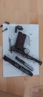 Pistole Steyr 1912 úředně znehodnocena v roce 1985 na VB - 9