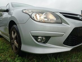 Hyundai i30 1.6 CRDi náhradní díly - 9