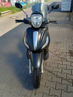 Piaggio Beverly 300 - 9