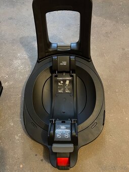 Vajíčko BRITAX BABY-SAFE 3 i-SIZE + základna 360 stupňů - 9