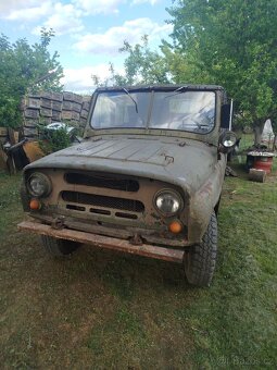 Uaz 469 - 9