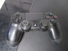 PlayStation 4 - 9
