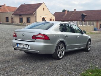 Skoda Superb 1.8i 2009 - 9