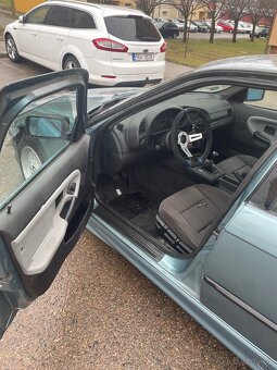 Bmw e36 318i sedan - 9