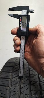 Jako nové 265/60/18 Bridgestone Dueler H/T, 4423 - 9