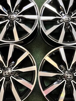 5x114,3 R18 Toyota Corolla 2019+ Alu disky - TOP STAV - 9