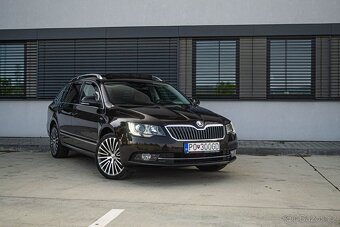 Škoda Superb Combi 2.0 TDI CR 170k L&K 4x4 DSG - 9
