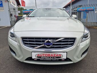 Volvo V60, 2.0 D3,TOP STAV,VÝBAVA - 9