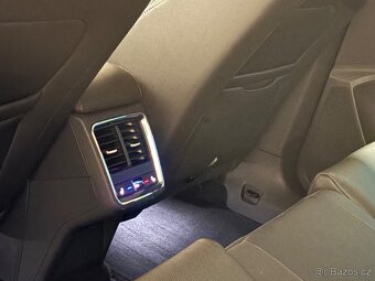 Škoda Enyaq IV 80 SOH 90%m.r.2022 matrix Kamera tepelné čerp - 9