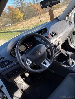 Renault Megane Grandtour - 9