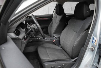 Škoda Octavia 2.0 TDI DSGTAŽNÉ2xKOLADPH - 9