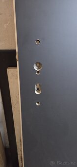 Bezpečnostní a protipožární dveře - 9