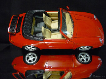 Porsche 911 Carrera Cabriolet Bburago 1/18 - 9