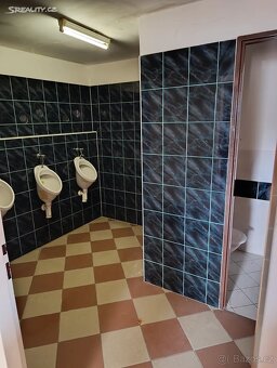 Prodej velkého domů podlažice. - 9