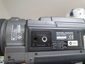 SONY DSR-PD150P | Professionalní kamera 3CCD / DVCAM - 9
