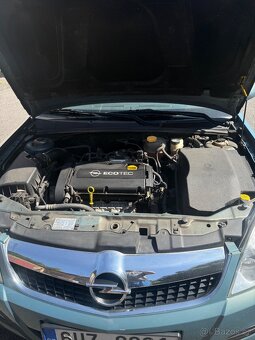 Opel Vectra C 1.8 16V - 9