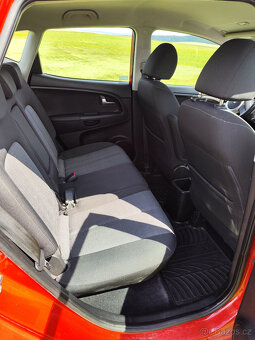 Kia Venga 1.4 CVVT 66 KW - 9