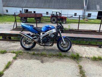 Honda CBR 900RR 25kw v TP - 9