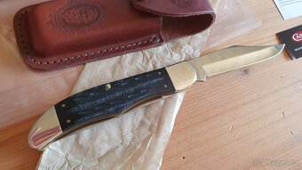 Case Hunter Jigged Buffalo Horn, lovecký zavírací nůž - 9