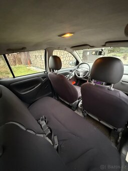 Toyota Yaris - 9