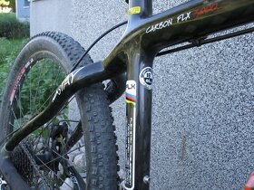 Carbonové horské kolo MERIDA osazené Shimano XT - 9