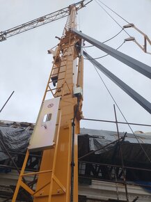 Mobilní jeřáb - LIEBHERR 22 HM - 9