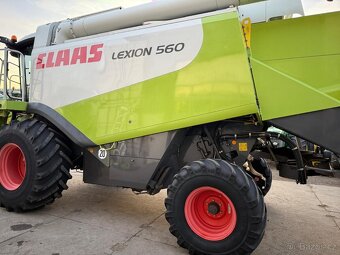 Sklízecí mlátička Claas Lexion 560, žací lišta V750 Vario, d - 9