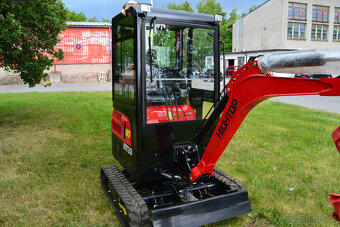 Minibagr Zethos HT2000 (tříválec 26 koní) - 9