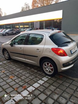 Peugeot 207 1,4 65 kW, STK platná, rv 2008 - 9